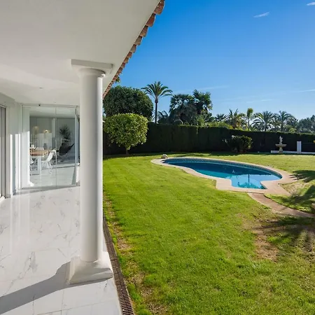 Family Altos Reales Villa