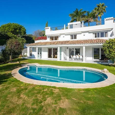 Family Altos Reales Villa Marbellac